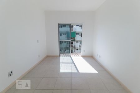 Sala de apartamento para alugar com 1 quarto, 56m² em Freguesia (jacarepaguá), Rio de Janeiro