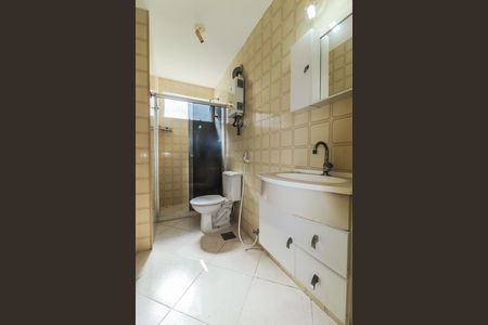 Banheiro de apartamento para alugar com 1 quarto, 56m² em Freguesia (jacarepaguá), Rio de Janeiro
