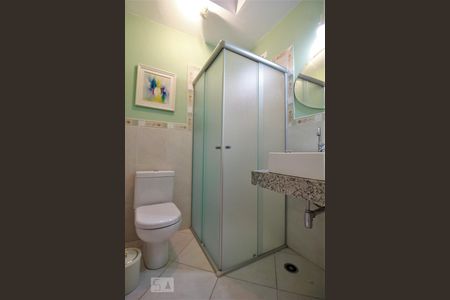 Casa de condomínio à venda com 150m², 3 quartos e 2 vagasBanheiro