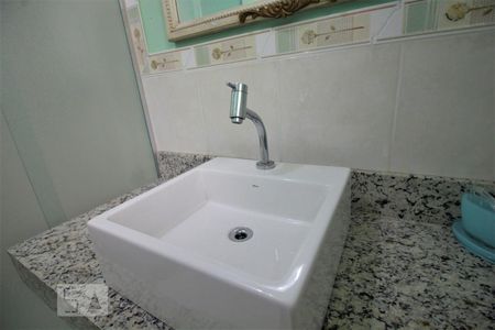 Casa de condomínio à venda com 150m², 3 quartos e 2 vagasPia