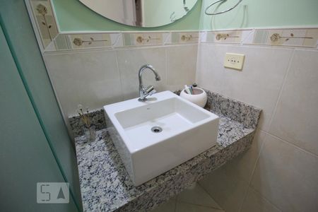 Casa de condomínio à venda com 150m², 3 quartos e 2 vagasPia