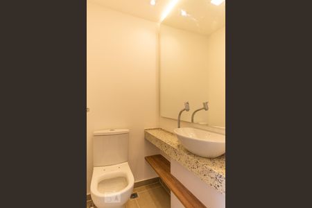 Lavabo de apartamento para alugar com 1 quarto, 47m² em Jardim Vera Cruz, São Paulo