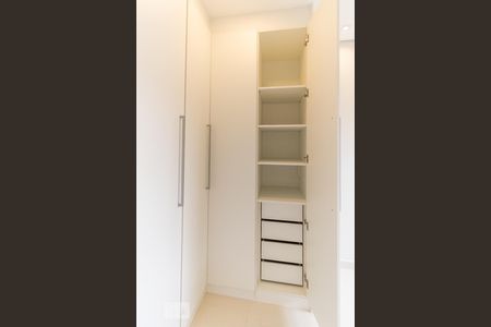 Apartamento para alugar com 47m², 1 quarto e 1 vagaSuíte