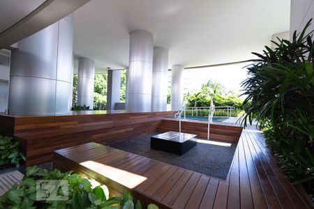 Apartamento à venda com 75m², 2 quartos e 1 vaga Apartamento à venda com 75m², 2 quartos e 1 vagaLounge Churrasqueira