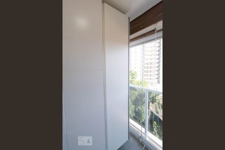 Apartamento à venda com 75m², 2 quartos e 1 vaga Apartamento à venda com 75m², 2 quartos e 1 vagaÁrea de Serviço