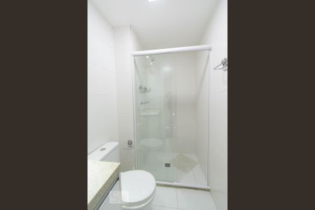 Apartamento à venda com 75m², 2 quartos e 1 vaga Apartamento à venda com 75m², 2 quartos e 1 vagaBanheiro Social
