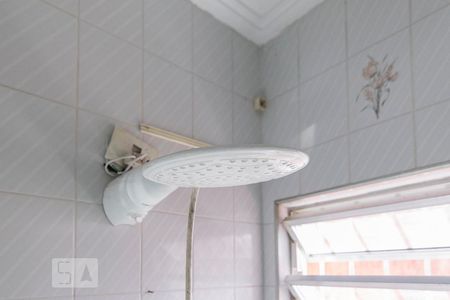 Casa à venda com 270m², 3 quartos e 4 vagasDucha