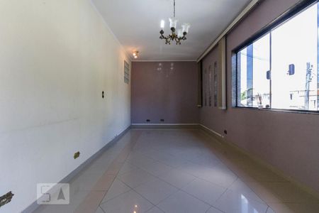 Casa para alugar com 110m², 3 quartos e 2 vagasSala 