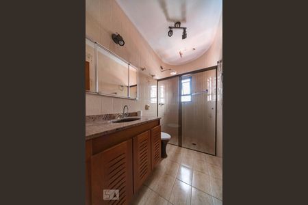 Apartamento para alugar com 150m², 2 quartos e 2 vagas Apartamento para alugar com 150m², 2 quartos e 2 vagasBanheiro