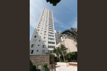 Apartamento para alugar com 117m², 3 quartos e 1 vagaFachada 