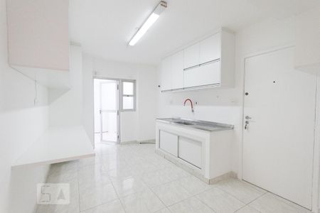 Apartamento para alugar com 117m², 3 quartos e 1 vagaCozinha 