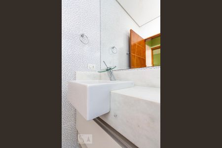 Banheiro social de casa para alugar com 2 quartos, 78m² em Jabaquara, São Paulo