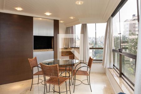 Sala/Churrasqueira de apartamento à venda com 3 quartos, 144m² em Auxiliadora, Porto Alegre