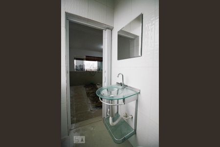 Banheiro de apartamento para alugar com 1 quarto, 44m² em Vila Anglo Brasileira, São Paulo