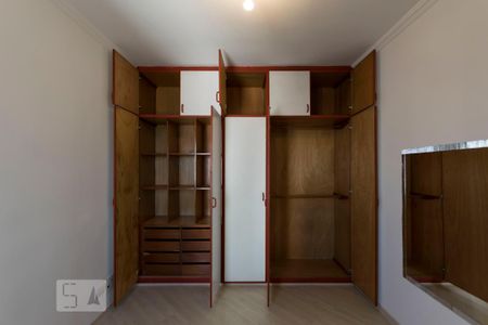 Quarto 2 (Armários) de apartamento para alugar com 2 quartos, 62m² em Vila da Saúde, São Paulo