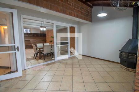 Casa à venda com 242m², 4 quartos e 2 vagasSala 2