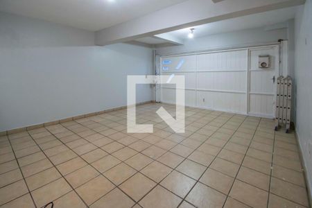 Casa à venda com 242m², 4 quartos e 2 vagasGaragem para 2 carros