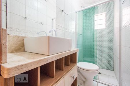Banheiro de casa para alugar com 1 quarto, 45m² em Jardim Clímax, São Paulo