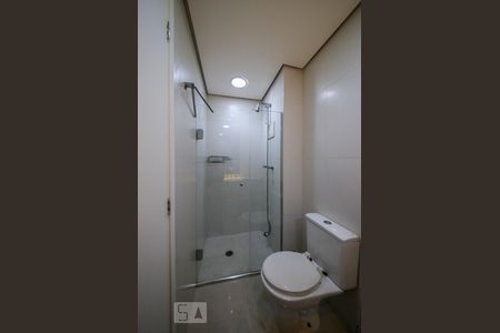 Banheiro de apartamento para alugar com 3 quartos, 85m² em Pinheiros, São Paulo