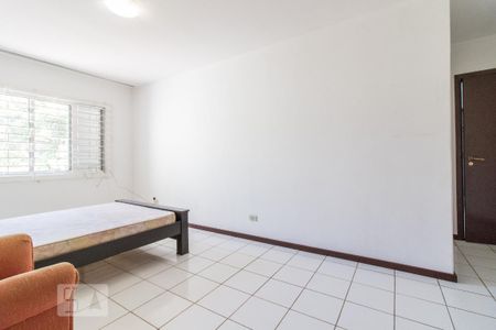 Casa à venda com 180m², 4 quartos e 2 vagas Casa à venda com 180m², 4 quartos e 2 vagasQuarto 2