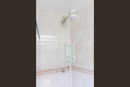 Casa à venda com 180m², 4 quartos e 2 vagas Casa à venda com 180m², 4 quartos e 2 vagasBanheiro