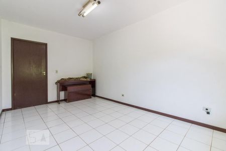 Casa à venda com 180m², 4 quartos e 2 vagas Casa à venda com 180m², 4 quartos e 2 vagasQuarto 1