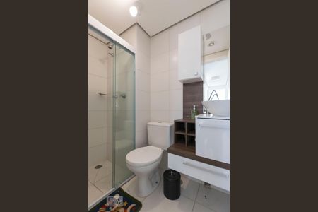 Banheiro social de apartamento à venda com 3 quartos, 55m² em Liberdade, São Paulo