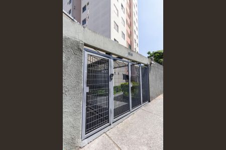 Apartamento para alugar com 60m², 2 quartos e 1 vaga Apartamento para alugar com 60m², 2 quartos e 1 vagaFachada