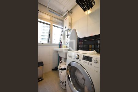 Apartamento à venda com 100m², 2 quartos e 2 vagasÁrea de serviço