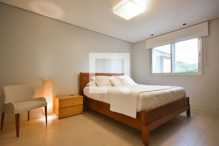 Apartamento à venda com 100m², 2 quartos e 2 vagasSuíte 