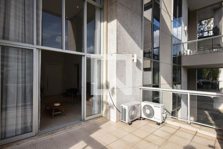 Varanda de apartamento para alugar com 2 quartos, 100m² em Jardim Fonte do Morumbi, São Paulo