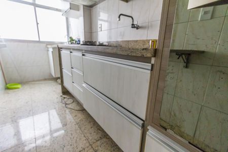 Apartamento para alugar com 67m², 3 quartos e 1 vagaCozinha e Área de Serviço Armário