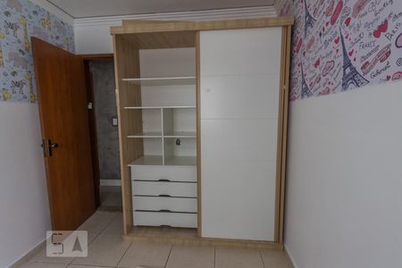 Apartamento para alugar com 67m², 3 quartos e 1 vagaQuarto 2 ARMÁRIO