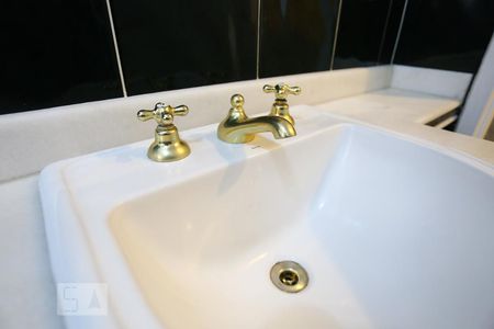 Banheiro - Torneira de apartamento à venda com 2 quartos, 80m² em Vila Osasco, Osasco