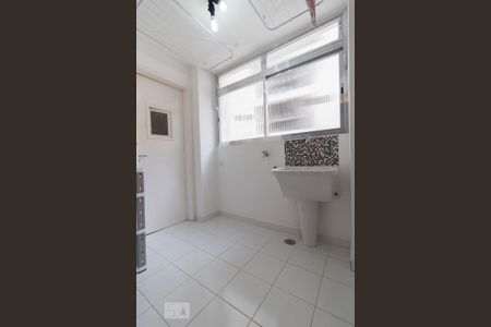 Área de Serviço de apartamento para alugar com 2 quartos, 78m² em Consolação, São Paulo
