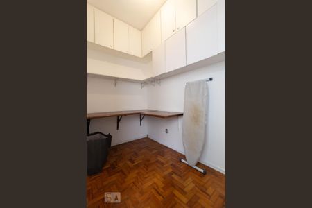Quarto de Serviço de apartamento para alugar com 2 quartos, 78m² em Consolação, São Paulo