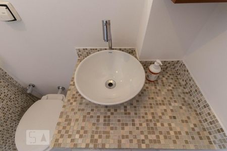 Banheiro de apartamento para alugar com 2 quartos, 78m² em Consolação, São Paulo