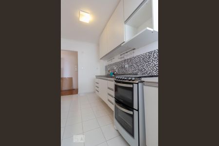 Cozinha de apartamento para alugar com 2 quartos, 78m² em Consolação, São Paulo