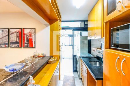 Apartamento para alugar com 75m², 2 quartos e 1 vaga Apartamento para alugar com 75m², 2 quartos e 1 vagaCozinha