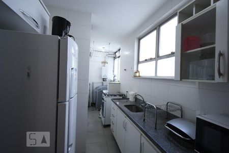Apartamento para alugar com 1 quarto, 64m² em Centro, Niterói