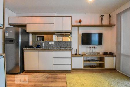 Cozinha e Sala de kitnet/studio para alugar com 1 quarto, 34m² em Jardim Aeroporto, São Paulo