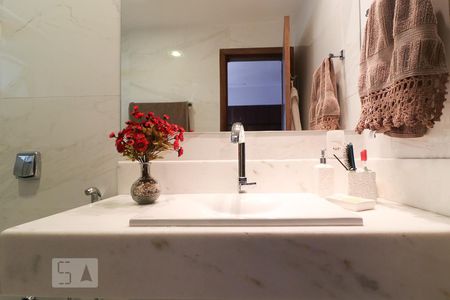 Apartamento à venda com 140m², 4 quartos e 2 vagasBanheiro Suíte