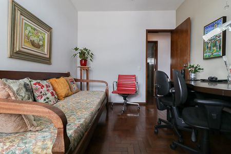 Apartamento à venda com 140m², 4 quartos e 2 vagasQuarto 2