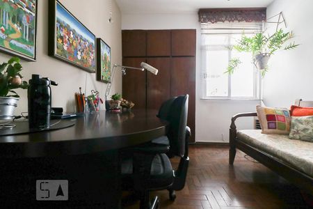 Apartamento à venda com 140m², 4 quartos e 2 vagasQuarto 2