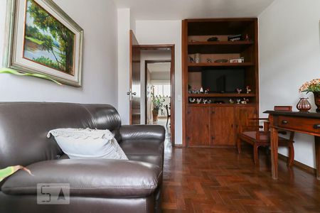 Apartamento à venda com 140m², 4 quartos e 2 vagasQuarto