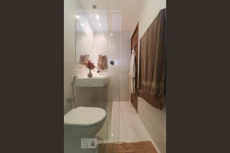 Apartamento à venda com 140m², 4 quartos e 2 vagasBanheiro Suíte