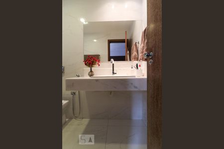 Apartamento à venda com 140m², 4 quartos e 2 vagasBanheiro Suíte