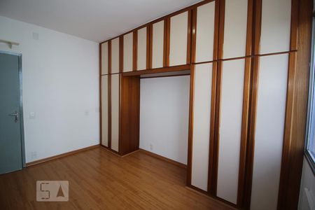 |Quarto de apartamento à venda com 1 quarto, 50m² em Freguesia (jacarepaguá), Rio de Janeiro