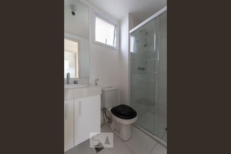 Banheiro de apartamento à venda com 3 quartos, 130m² em Butantã, São Paulo