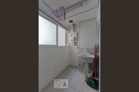 Apartamento à venda com 130m², 3 quartos e 1 vagaÁrea de Serviço